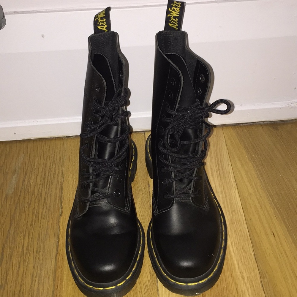 Dr. Martens 1490 Size US Women's 5